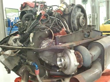 Porsche 1987 911 Turbo Red 2011-12-17 13.40.082011-12-17 13.40.0801